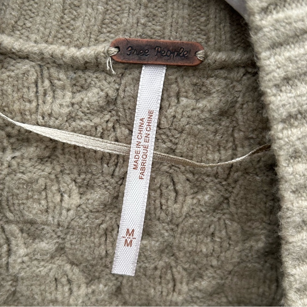 Free People Marlowe Cardigan, size M - Picture 9 of 10